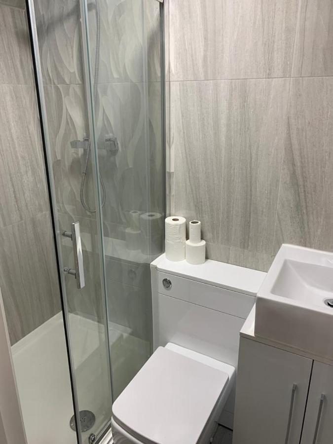 Uk Holiday Apartments 6 เบอร์มิงแฮม ภายนอก รูปภาพ
