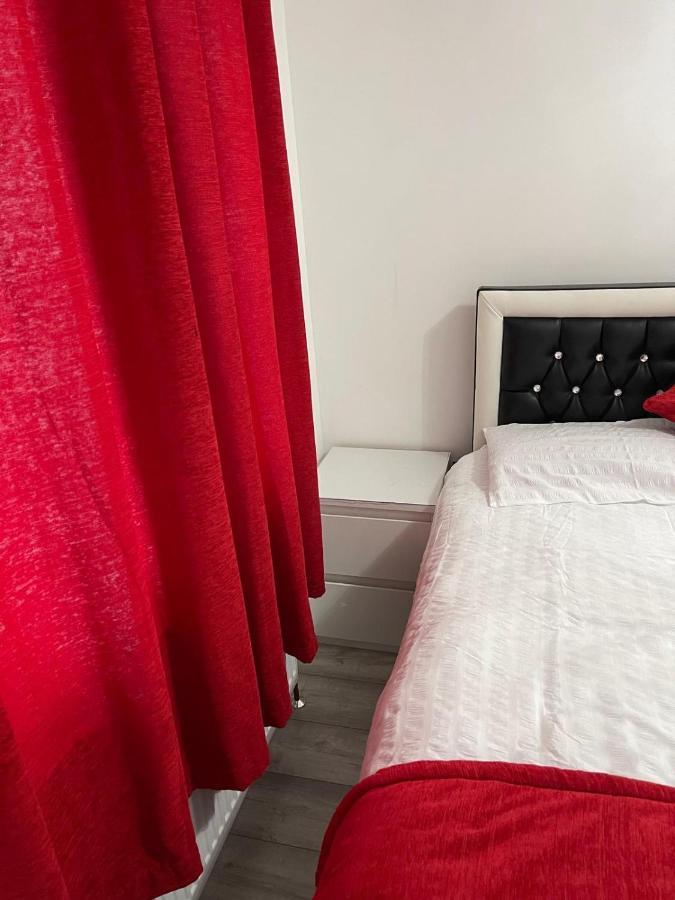 Uk Holiday Apartments 6 เบอร์มิงแฮม ภายนอก รูปภาพ