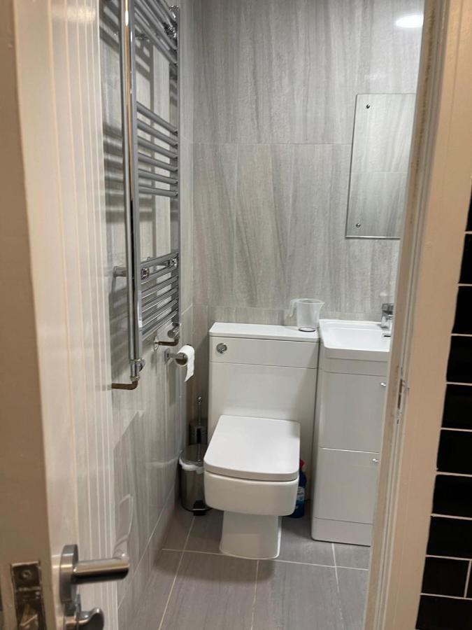 Uk Holiday Apartments 6 เบอร์มิงแฮม ภายนอก รูปภาพ